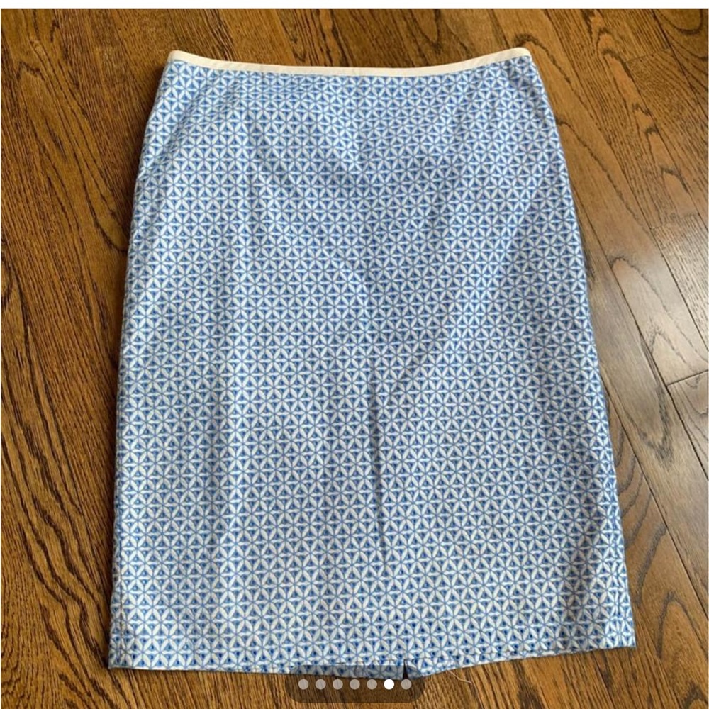 EUC Talbots skirt size 8
